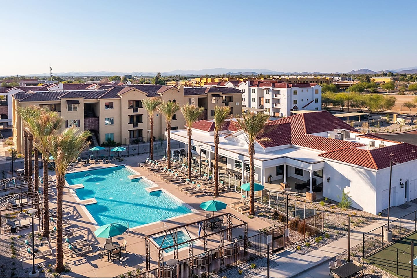 , an Airbnb-friendly apartment in Peoria, AZ