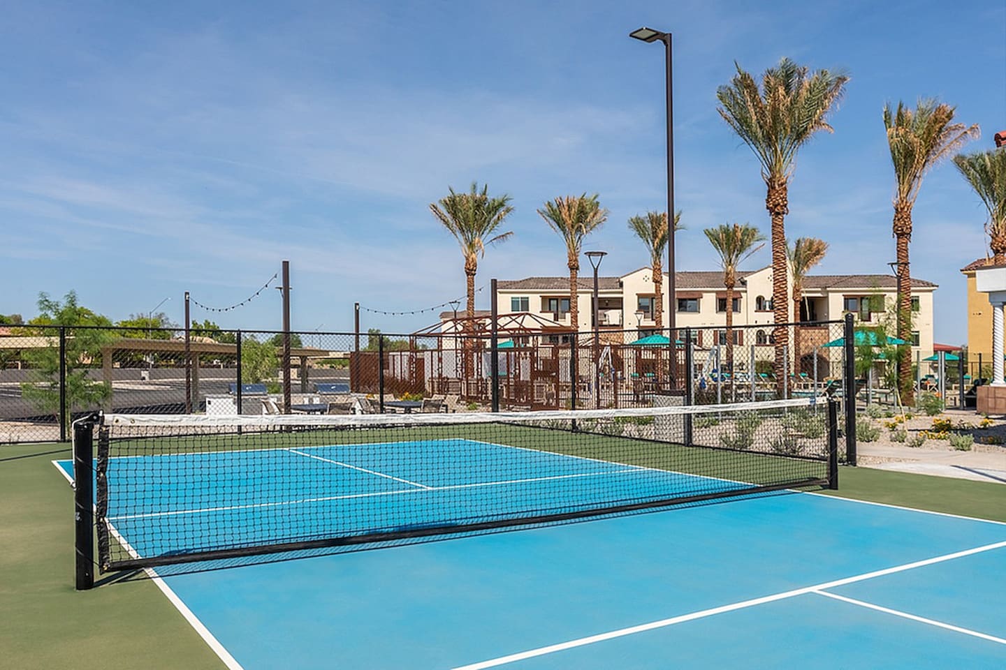 , an Airbnb-friendly apartment in Peoria, AZ