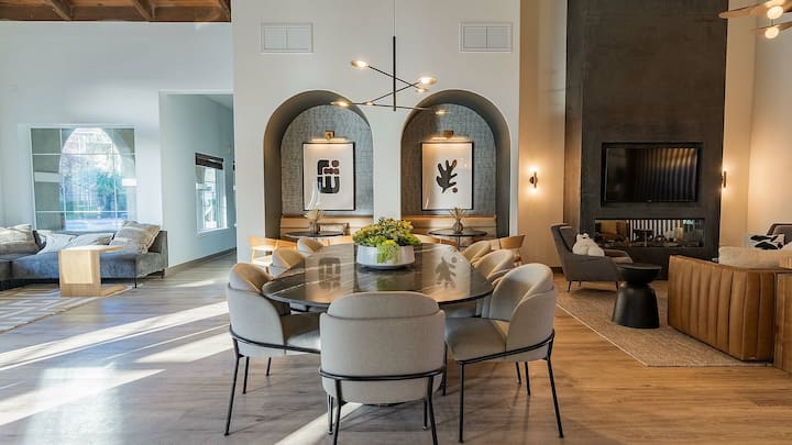 RGVtYW5kUGljdHVyZToyMjI4NDE0NDEx