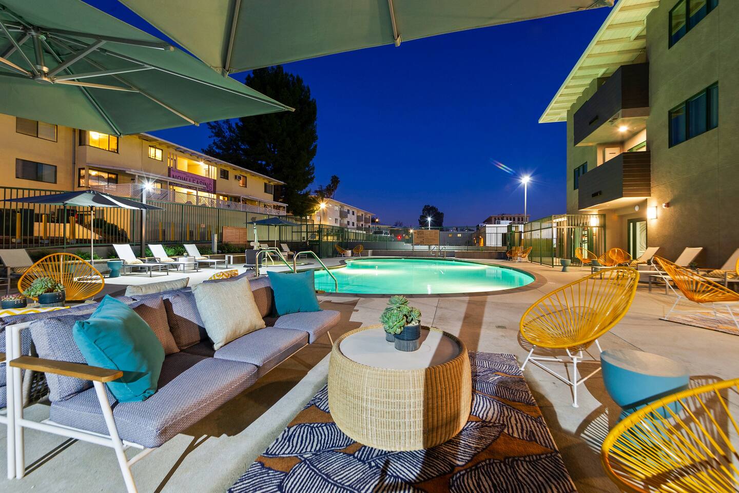 , an Airbnb-friendly apartment in Sherman Oaks, CA
