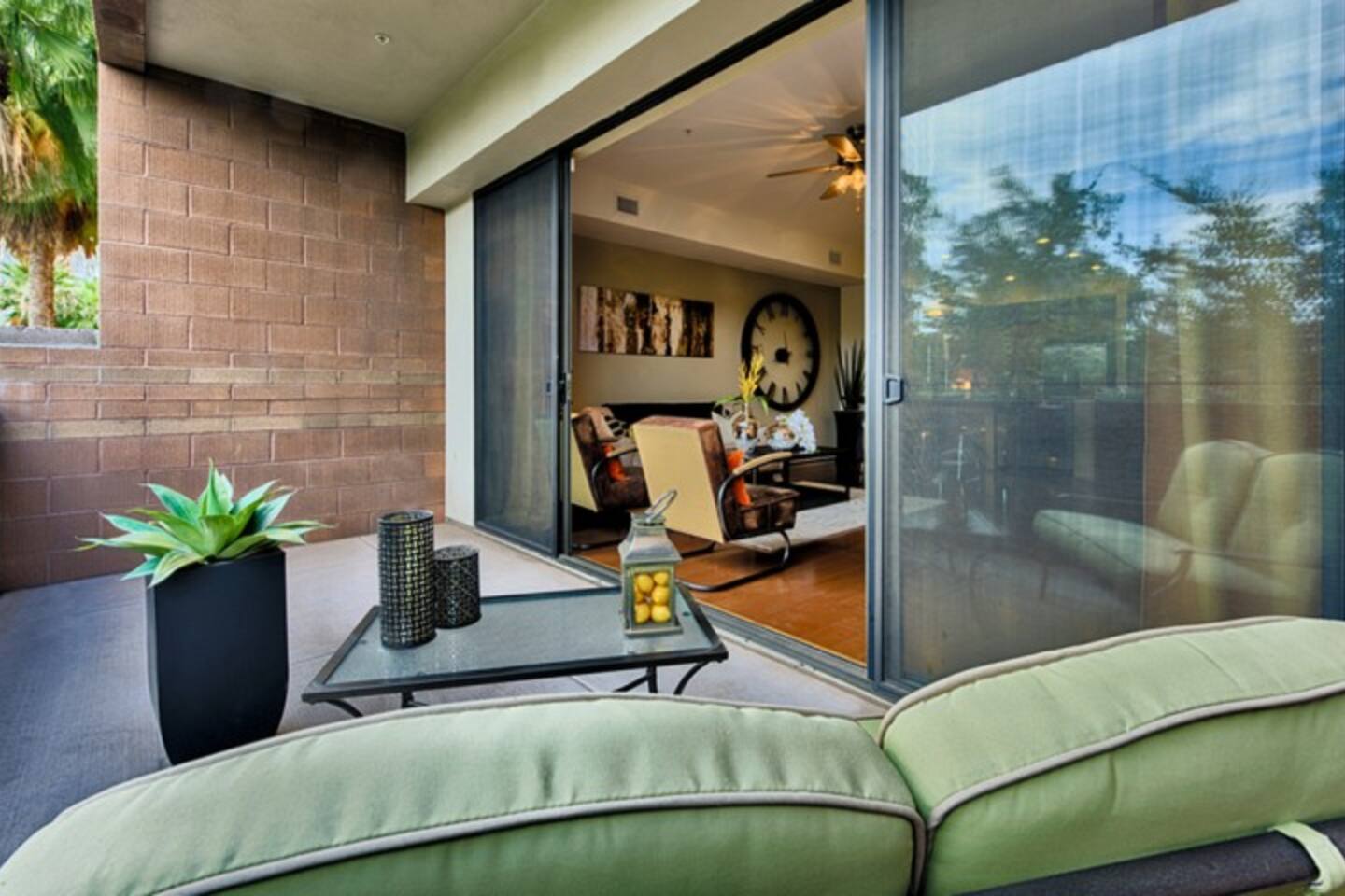 , an Airbnb-friendly apartment in Scottsdale, AZ