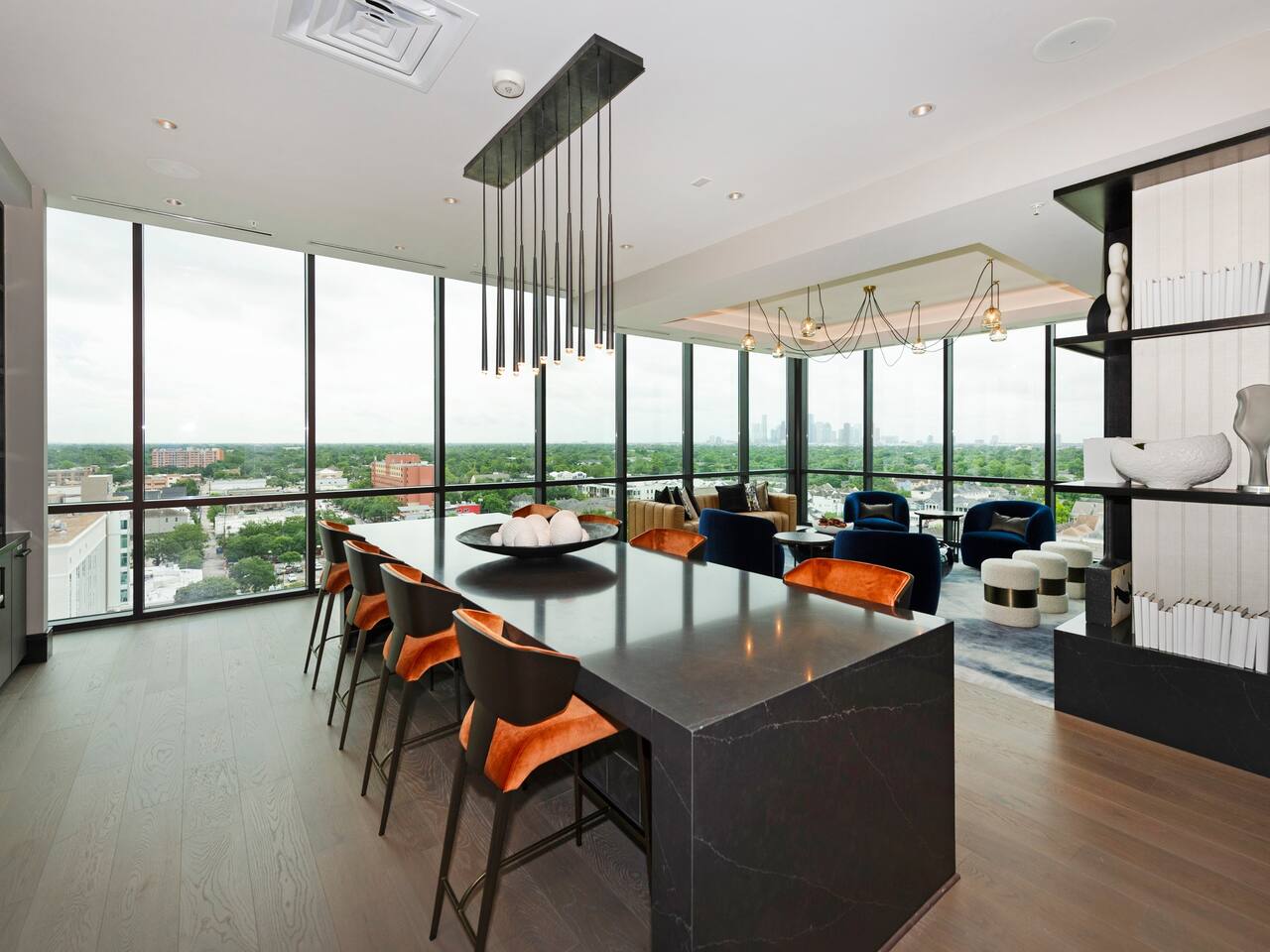 , an Airbnb-friendly apartment in Houston, TX