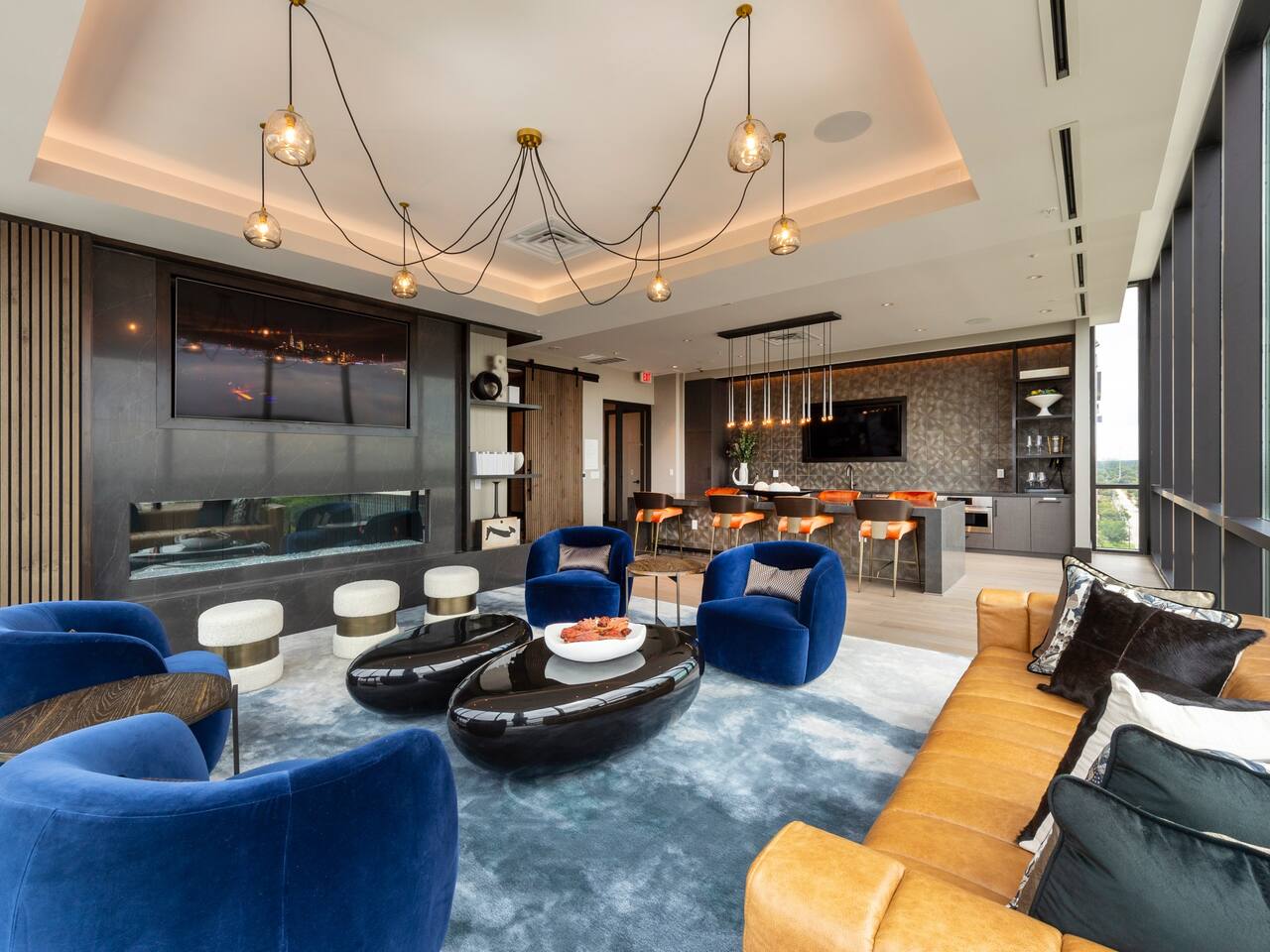 , an Airbnb-friendly apartment in Houston, TX