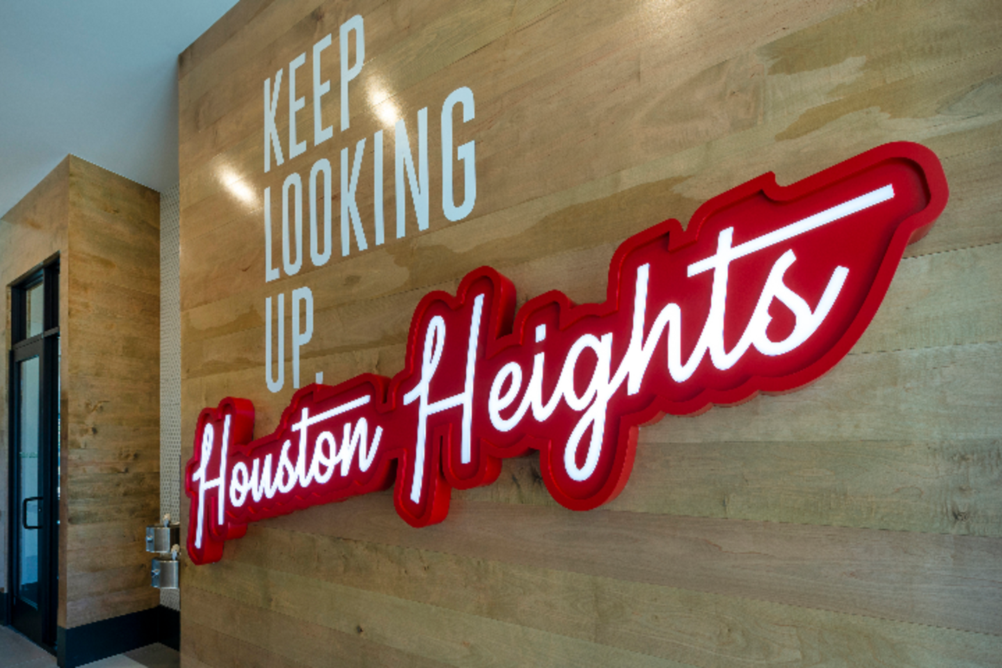 , an Airbnb-friendly apartment in Houston, TX