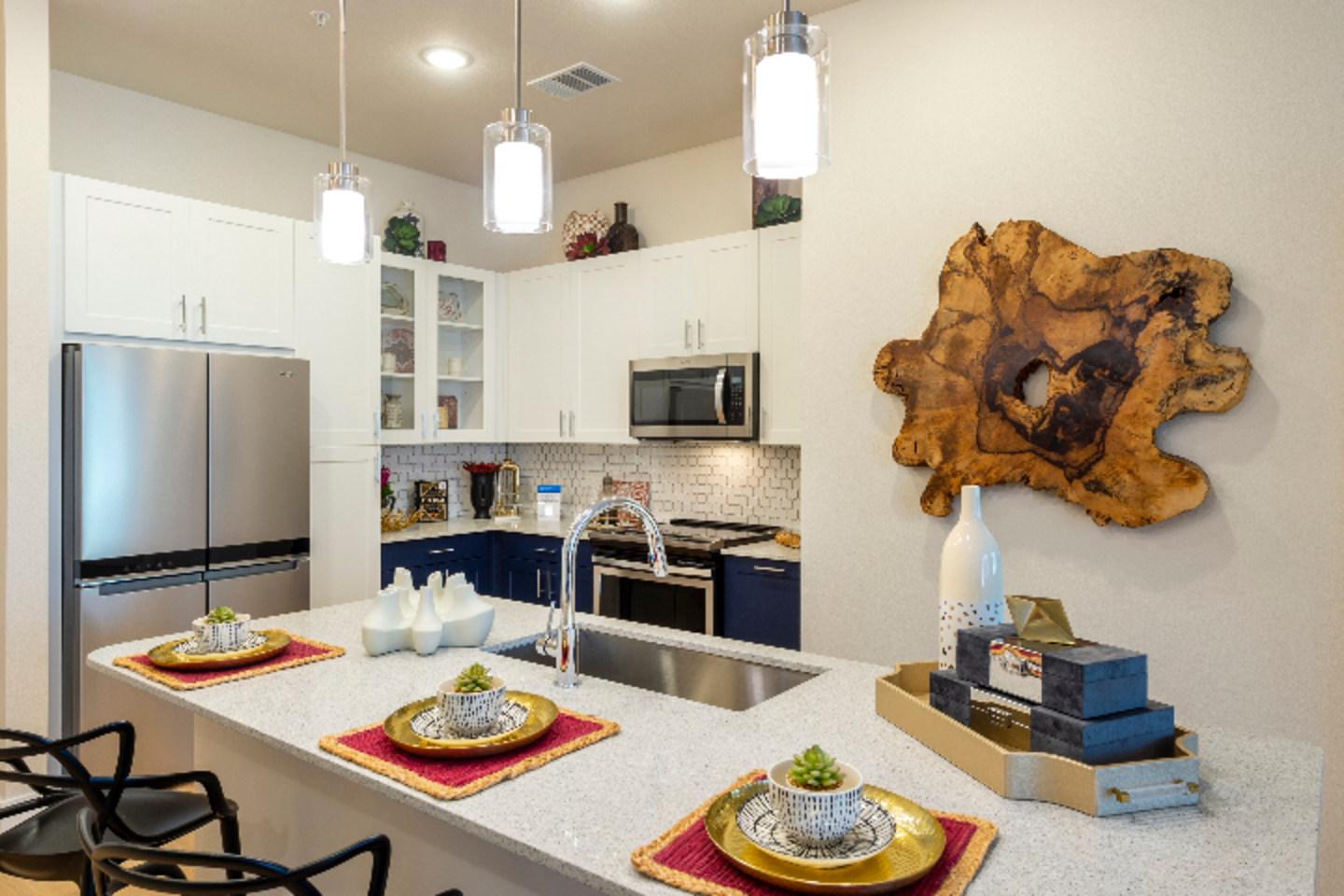 , an Airbnb-friendly apartment in Houston, TX