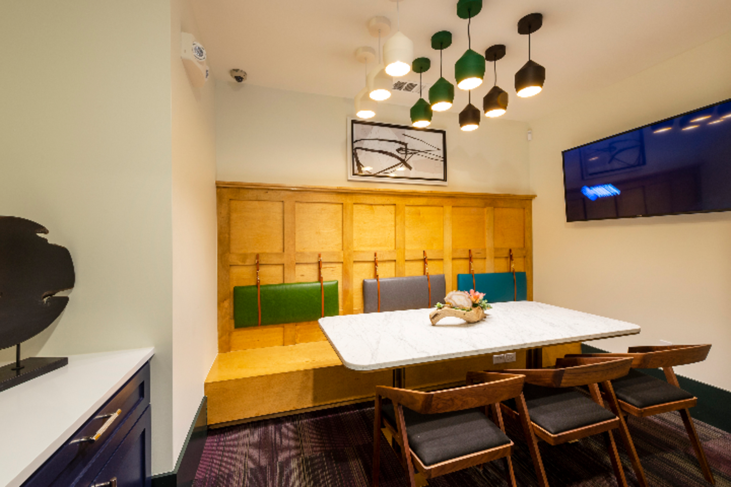 , an Airbnb-friendly apartment in Houston, TX