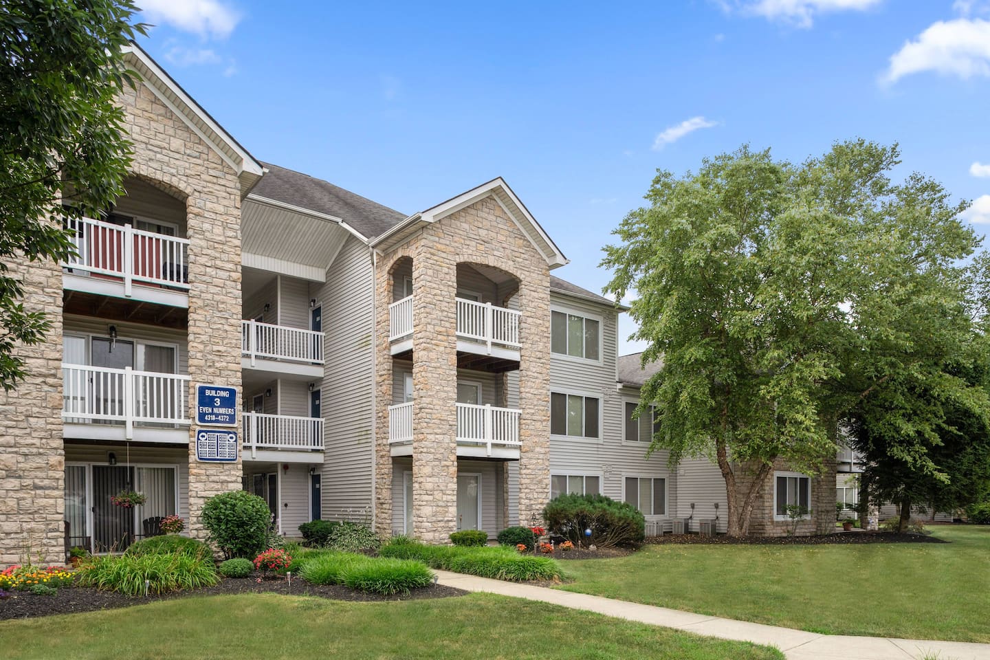 , an Airbnb-friendly apartment in Groveport, OH