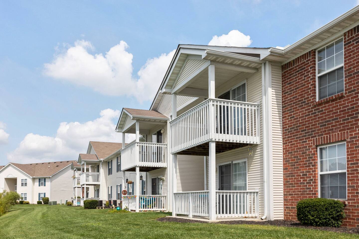 , an Airbnb-friendly apartment in Grove City, OH