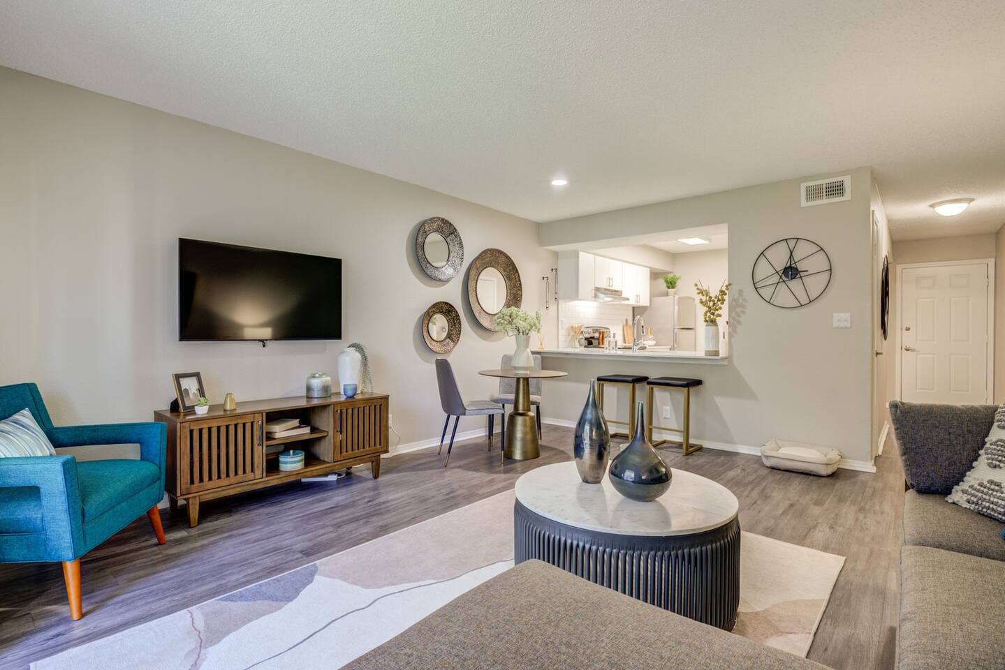 , an Airbnb-friendly apartment in Oklahoma City, OK