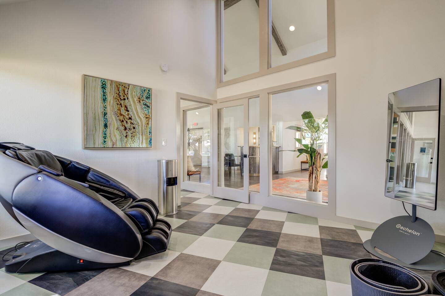 , an Airbnb-friendly apartment in Oklahoma City, OK
