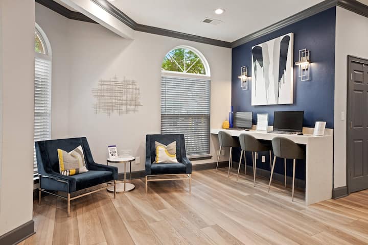 RGVtYW5kUGljdHVyZToxOTc2MzkxMDk1