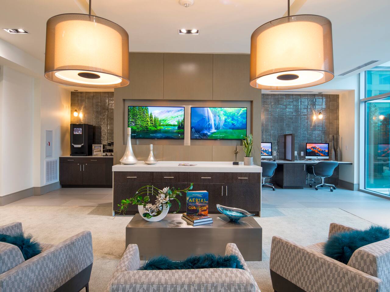 , an Airbnb-friendly apartment in Houston, TX