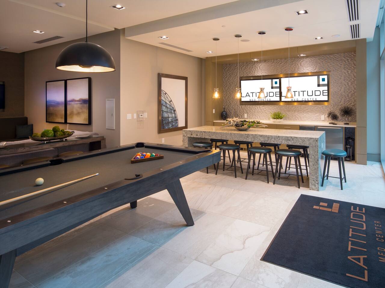 , an Airbnb-friendly apartment in Houston, TX