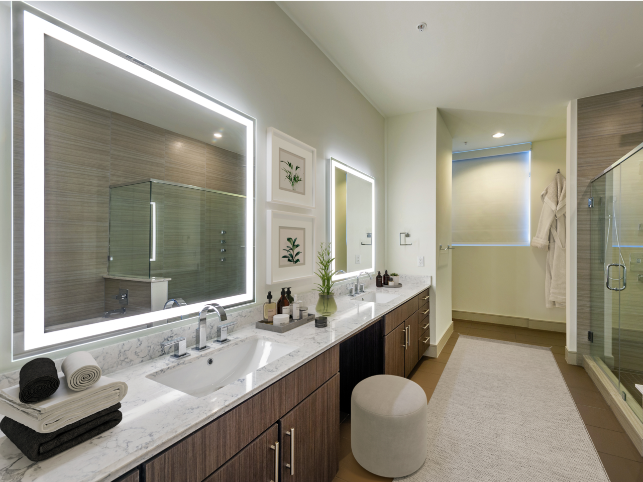 , an Airbnb-friendly apartment in Houston, TX