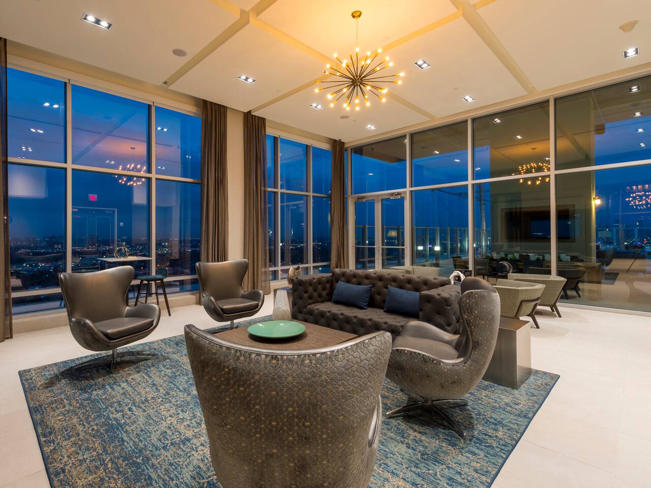 , an Airbnb-friendly apartment in Houston, TX
