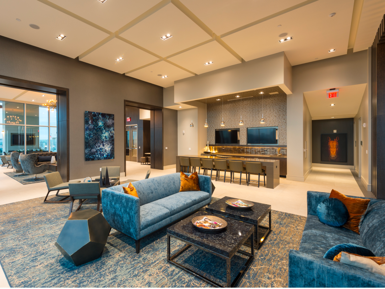 Alternate view of Latitude Med Center, an Airbnb-friendly apartment in Houston, TX