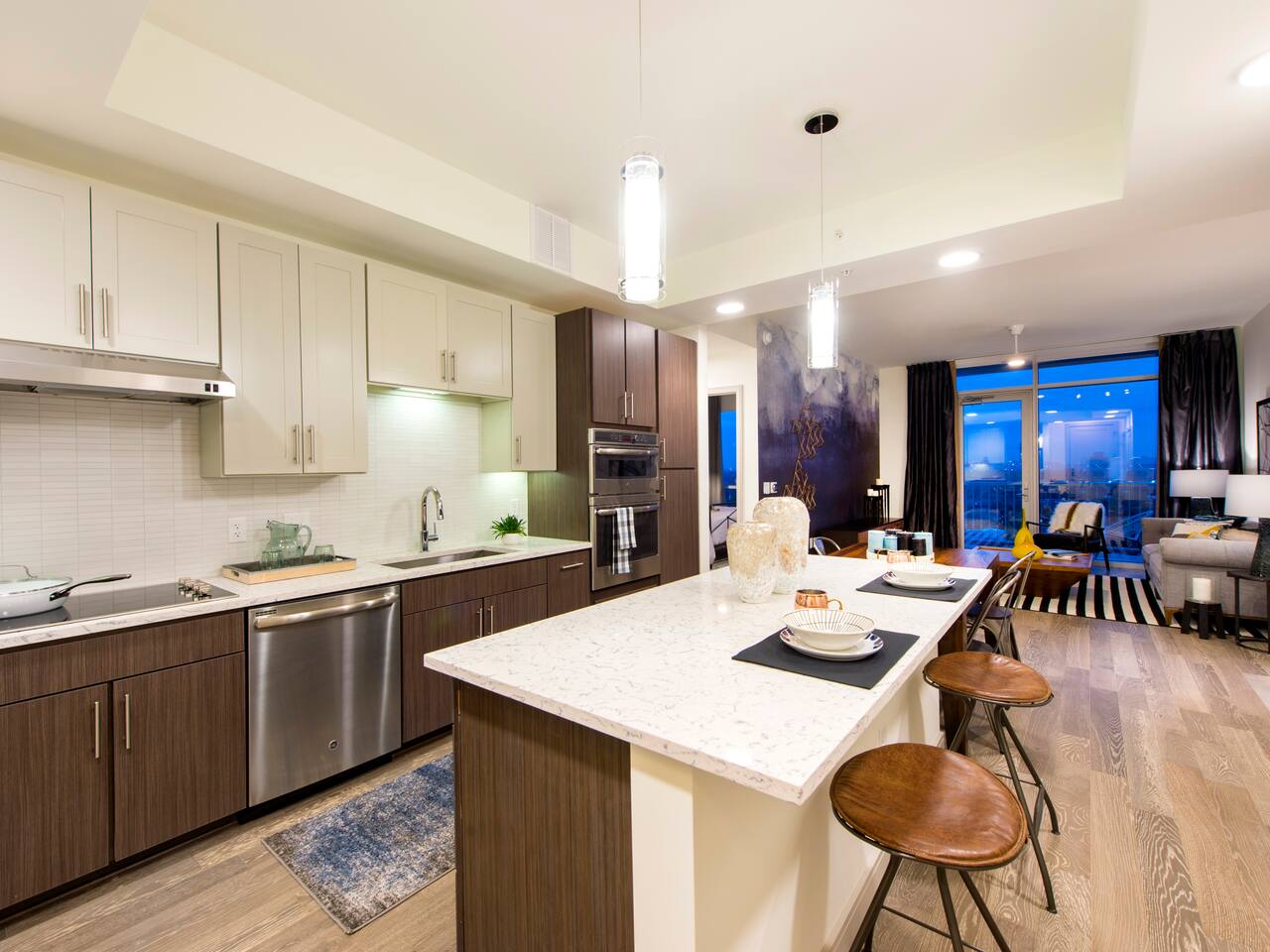 , an Airbnb-friendly apartment in Houston, TX