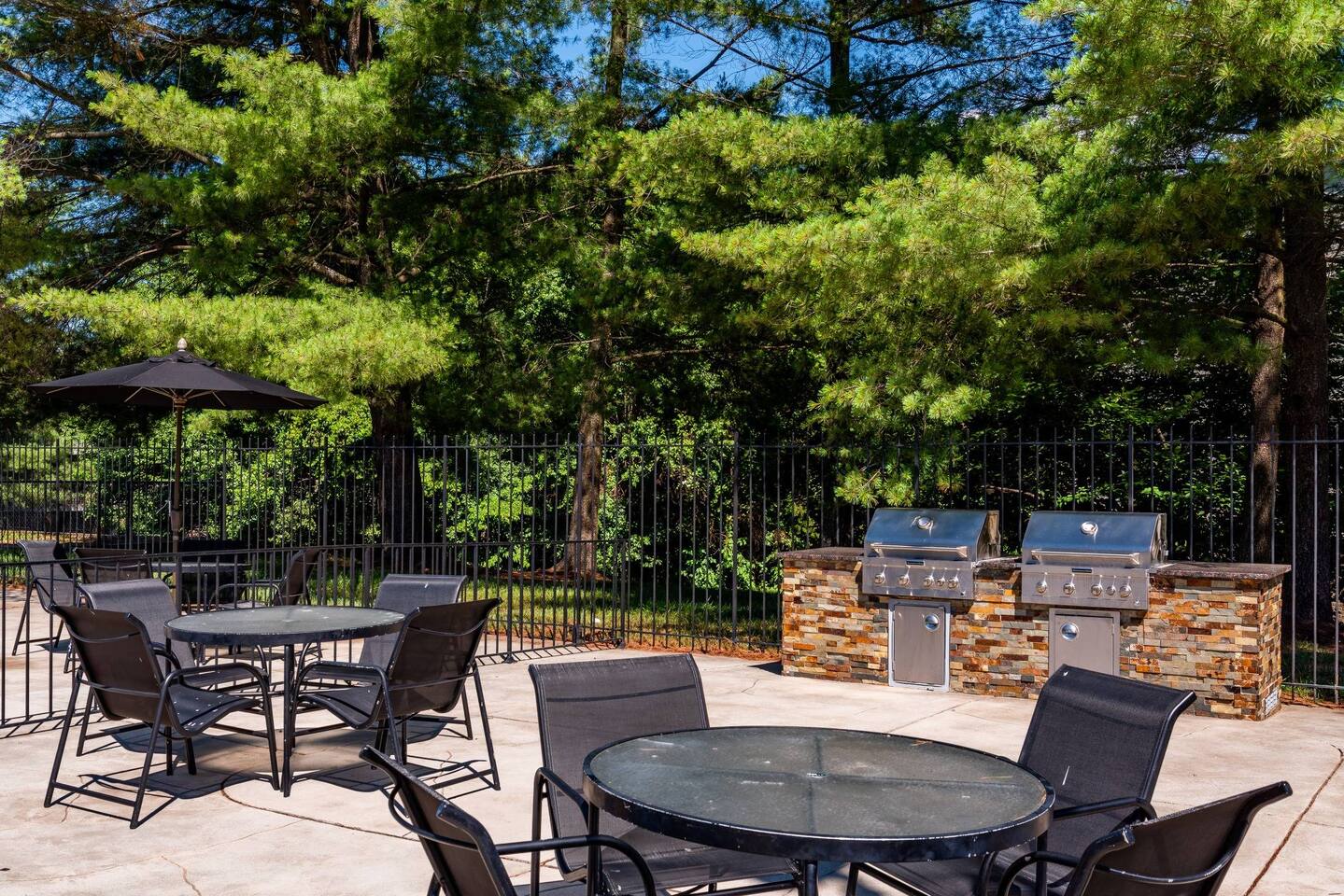 , an Airbnb-friendly apartment in Woodbridge, VA