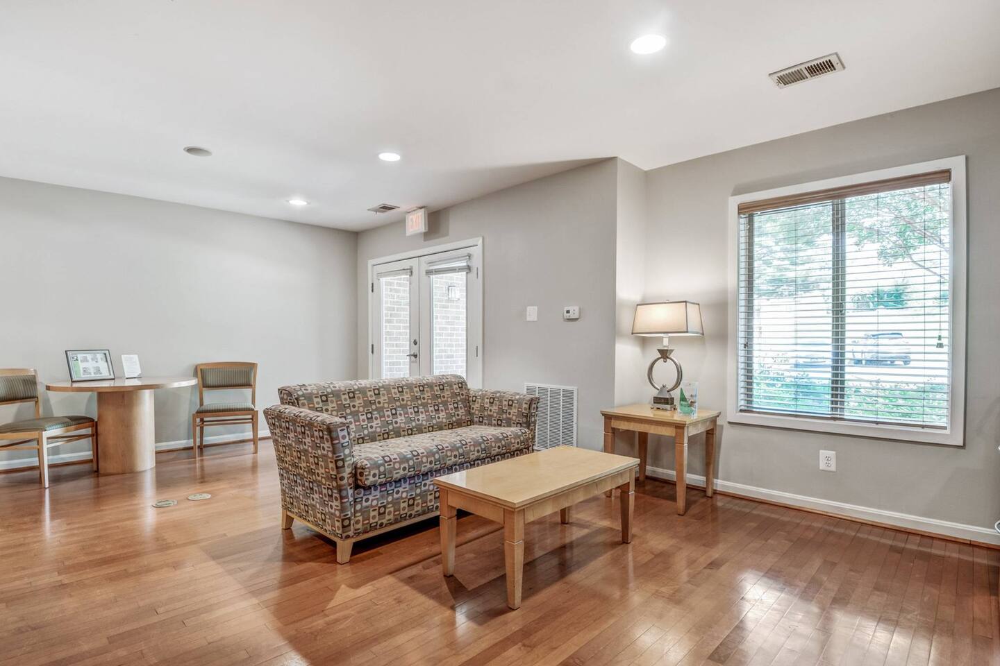 , an Airbnb-friendly apartment in Woodbridge, VA