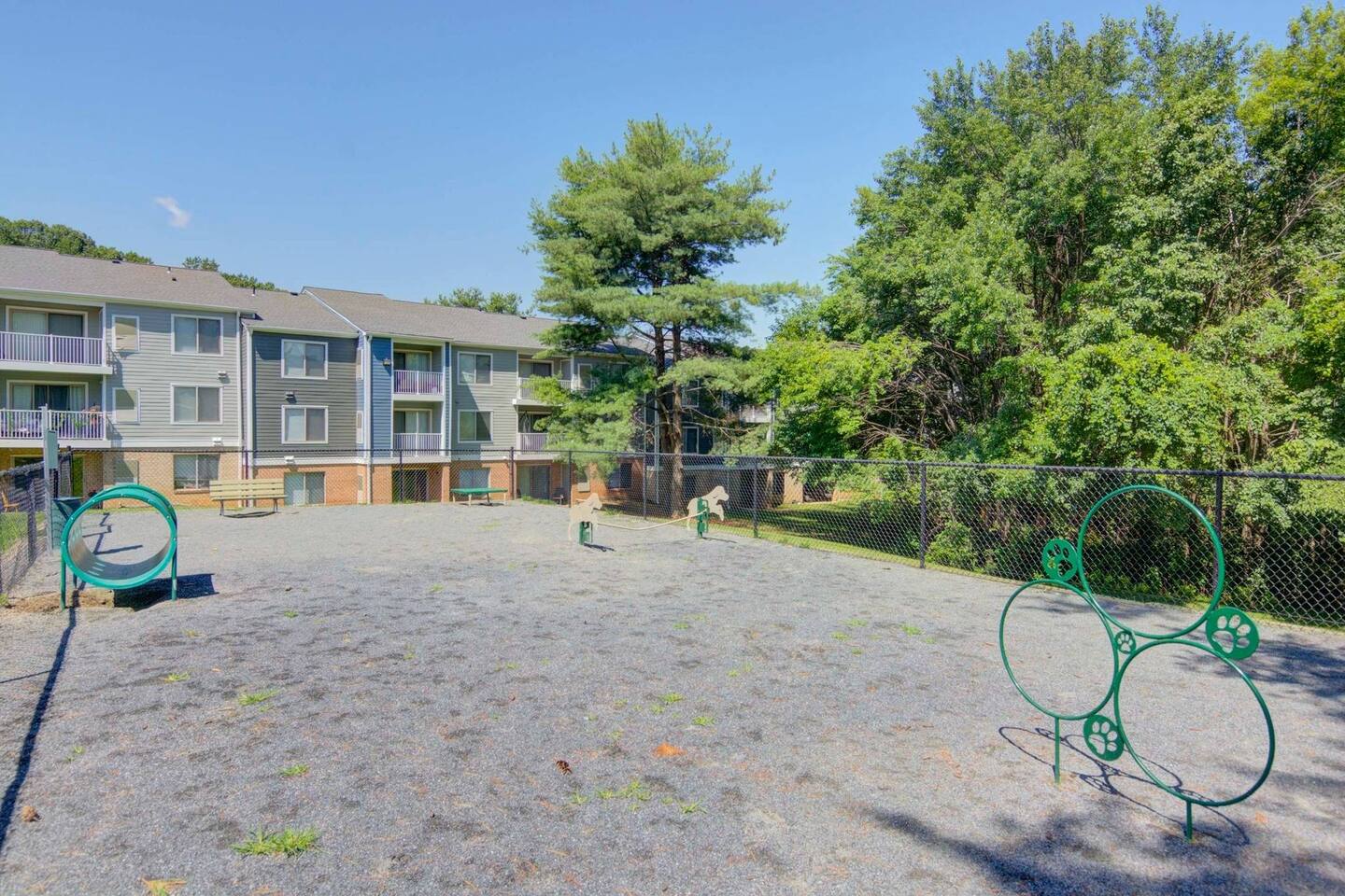 , an Airbnb-friendly apartment in Woodbridge, VA