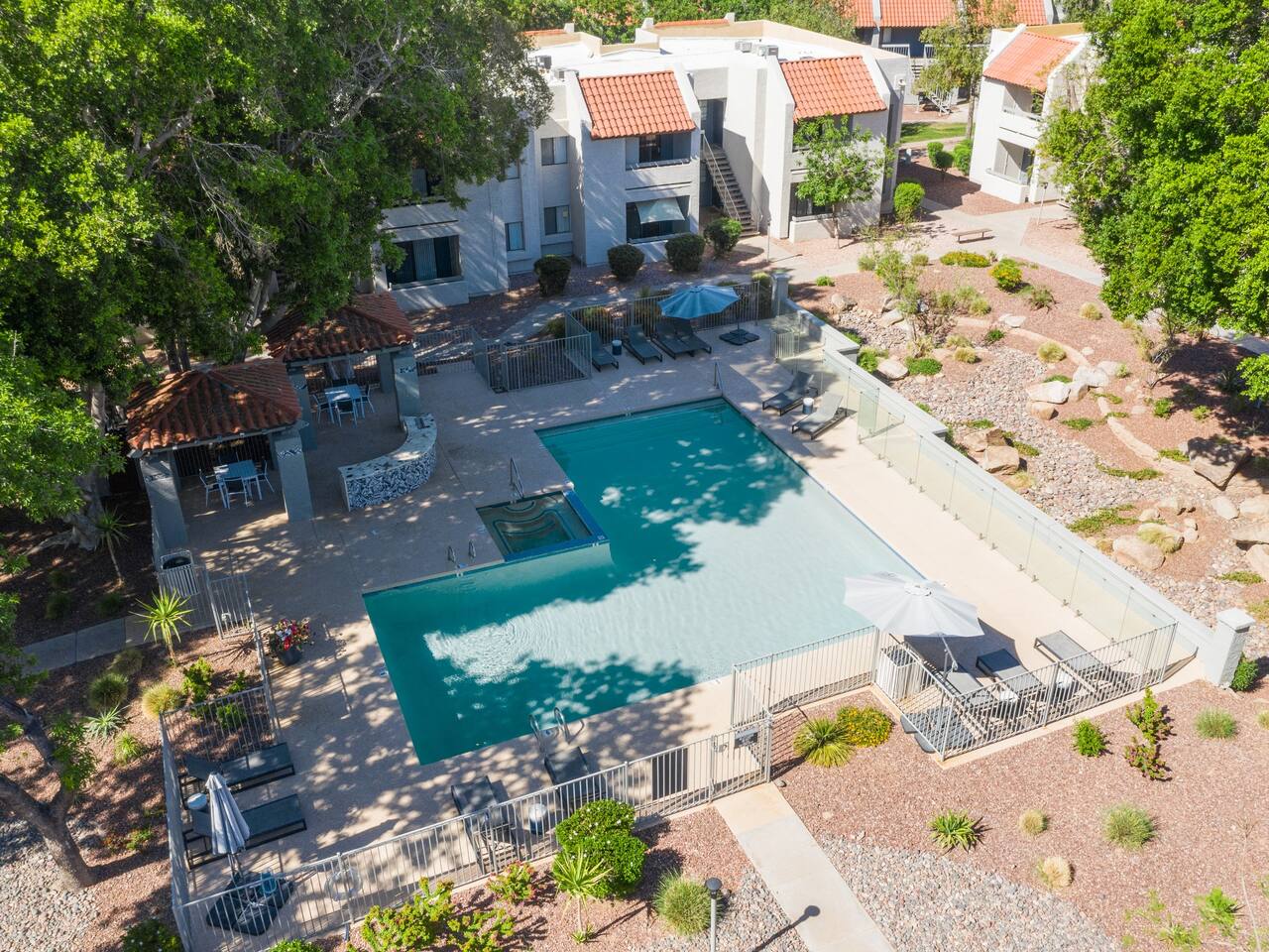 , an Airbnb-friendly apartment in Phoenix, AZ