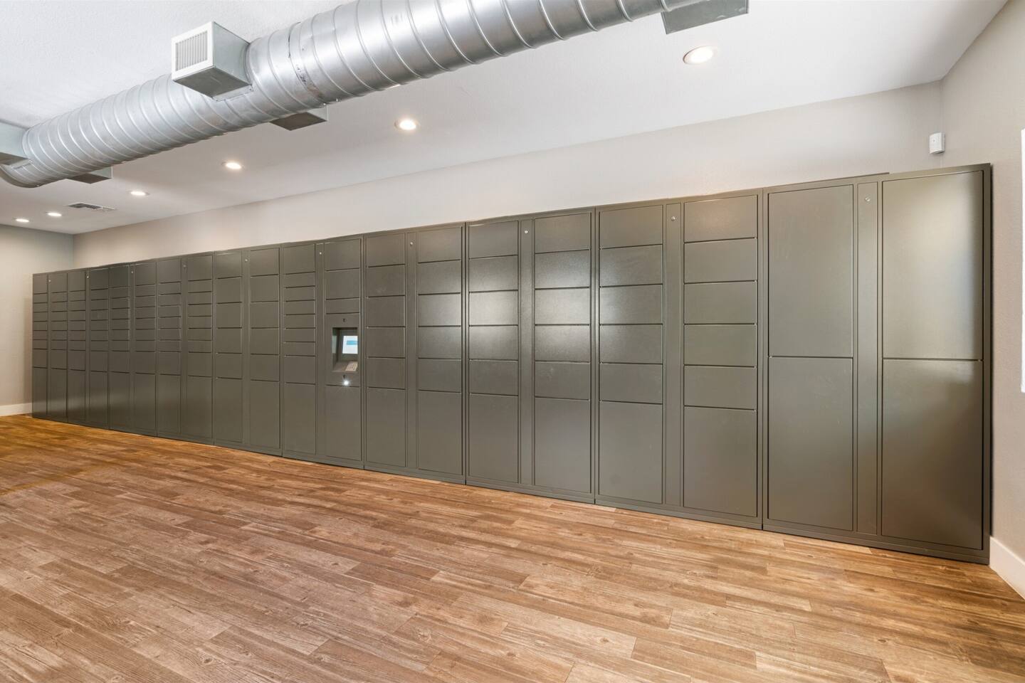 , an Airbnb-friendly apartment in Phoenix, AZ