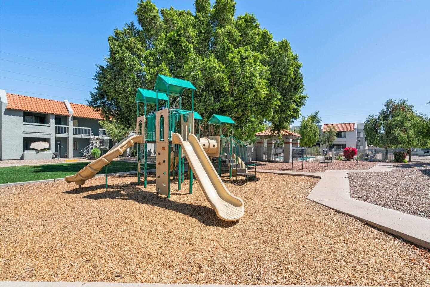 , an Airbnb-friendly apartment in Phoenix, AZ