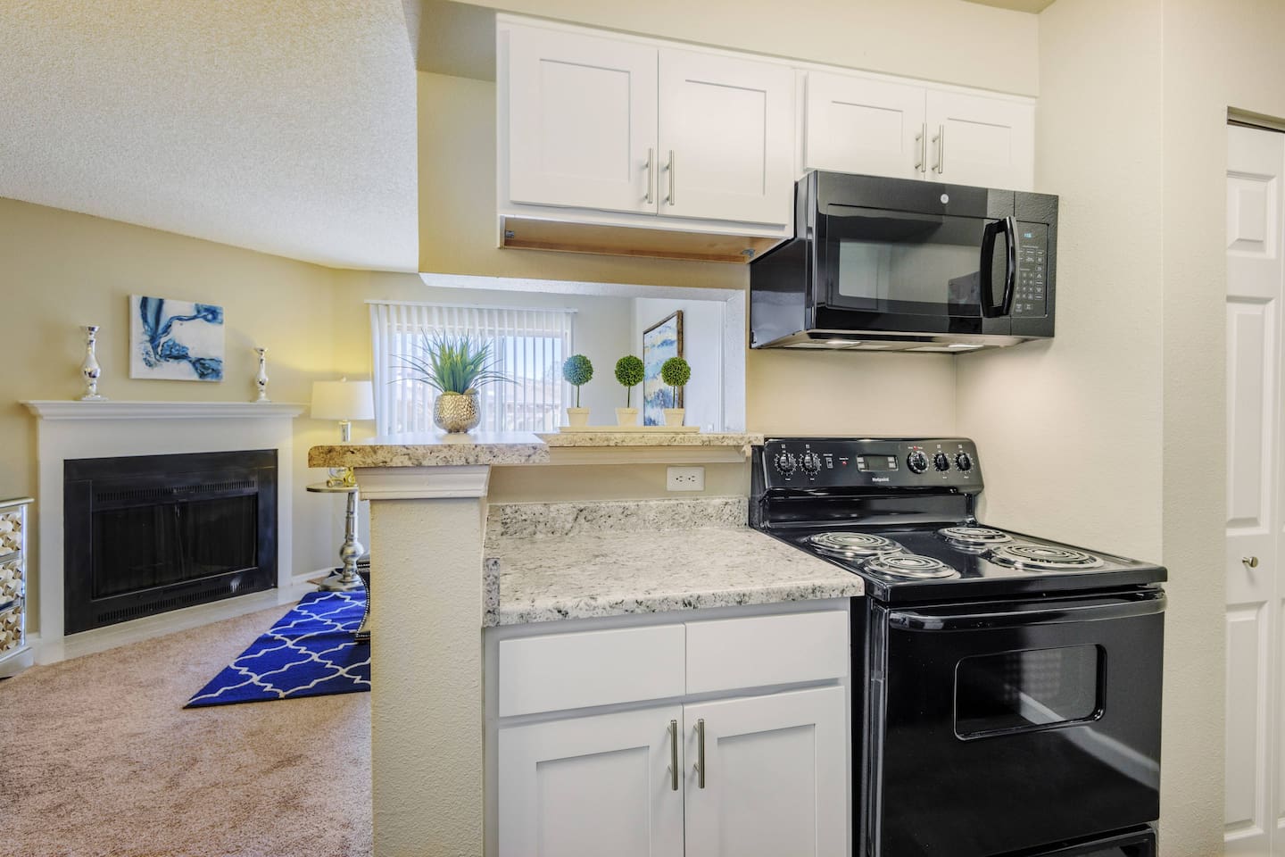 , an Airbnb-friendly apartment in Aurora, CO