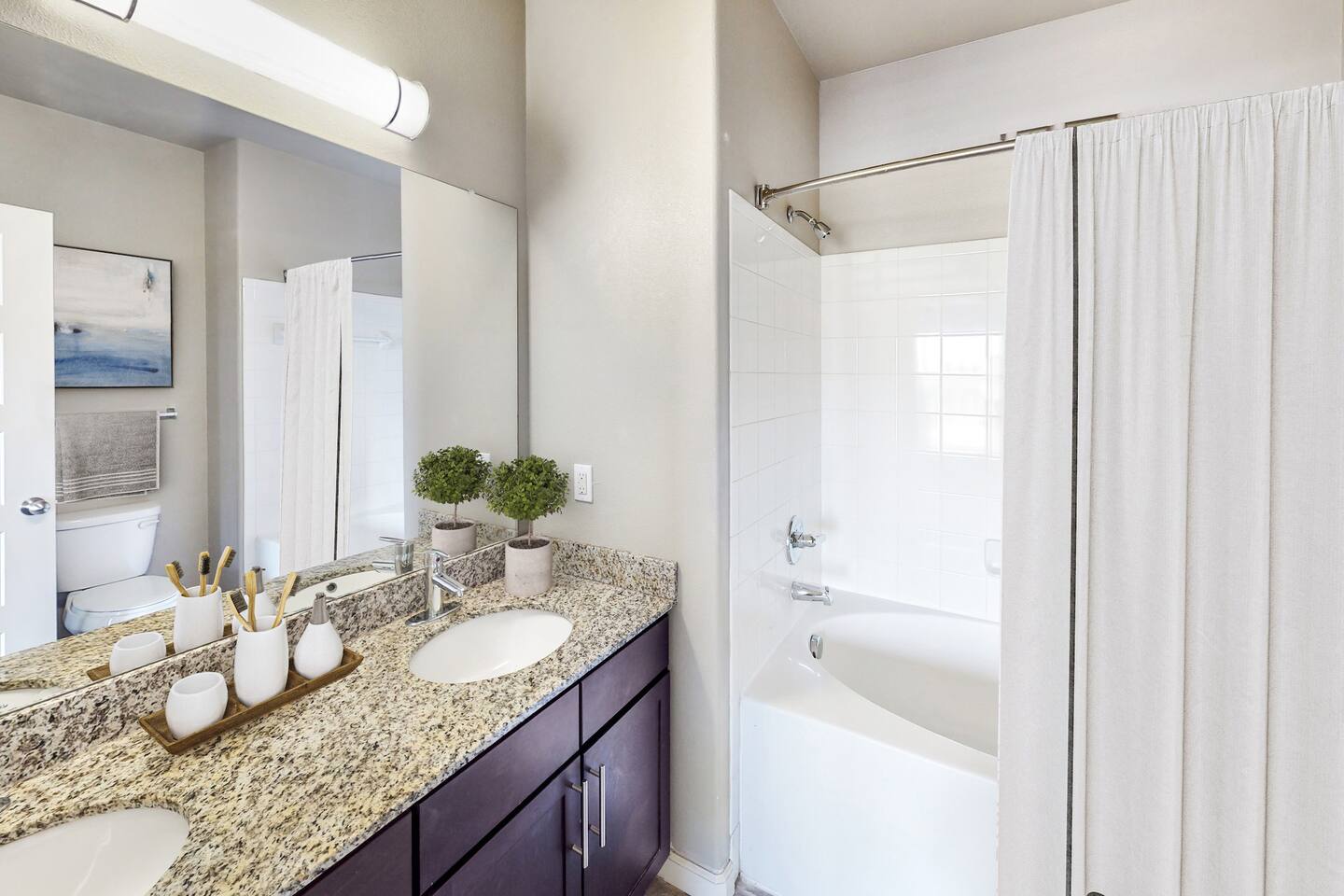 , an Airbnb-friendly apartment in Oklahoma City, OK