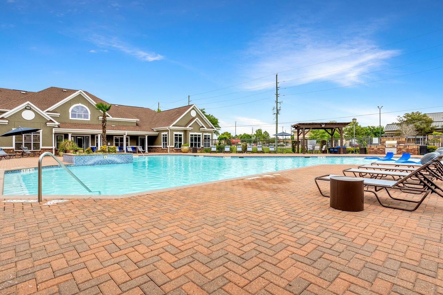 , an Airbnb-friendly apartment in Cypress, TX