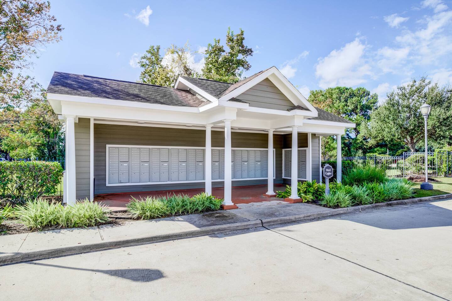 , an Airbnb-friendly apartment in Cypress, TX