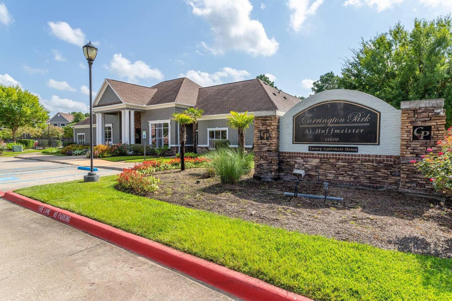, an Airbnb-friendly apartment in Cypress, TX