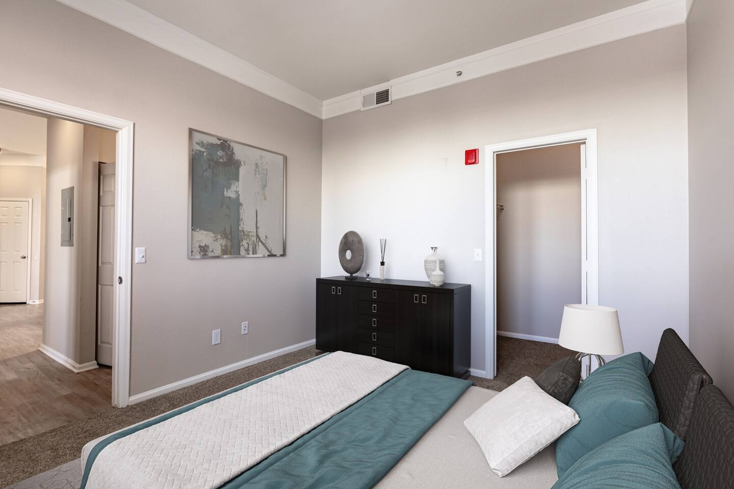 , an Airbnb-friendly apartment in Aurora, CO