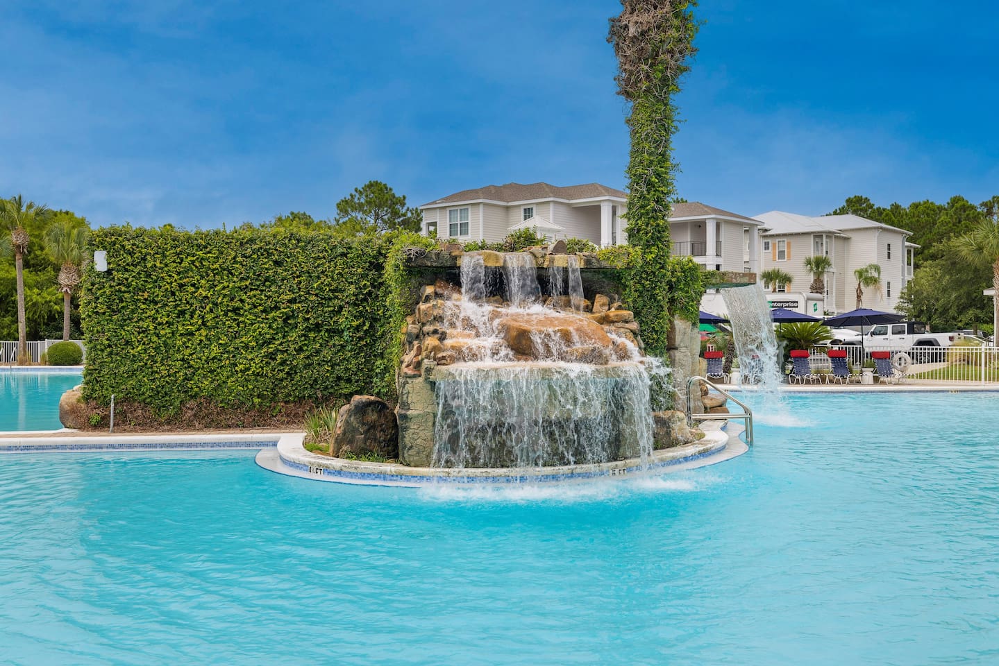 Exterior of Edgewater Crossings, an Airbnb-friendly apartment in Panama City Beach, FL