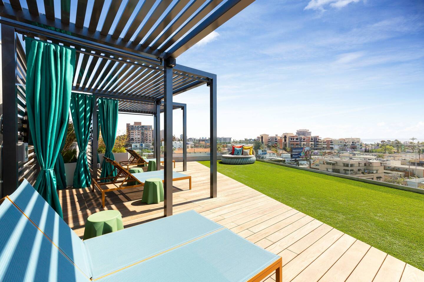 , an Airbnb-friendly apartment in San Diego, CA