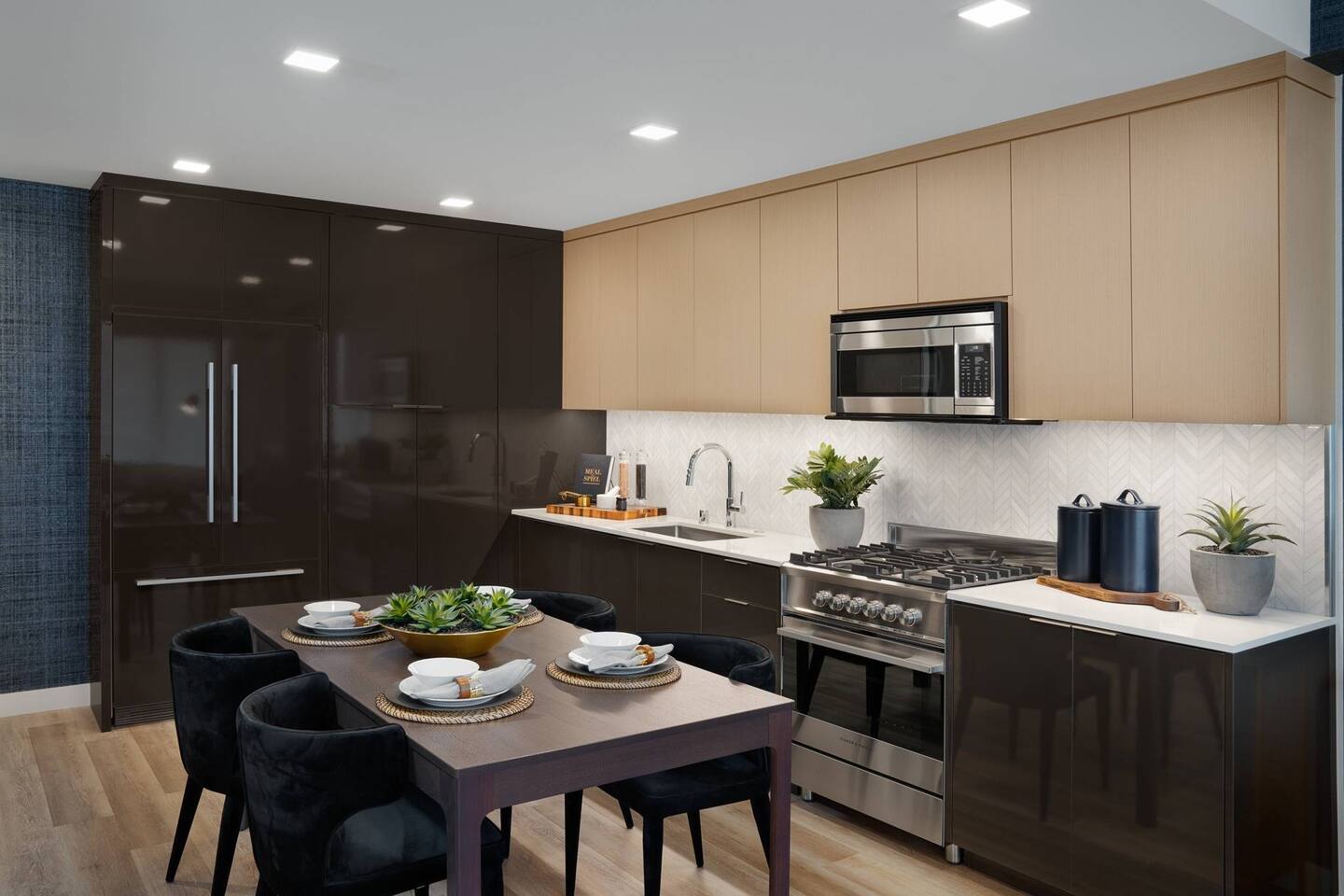 , an Airbnb-friendly apartment in San Diego, CA