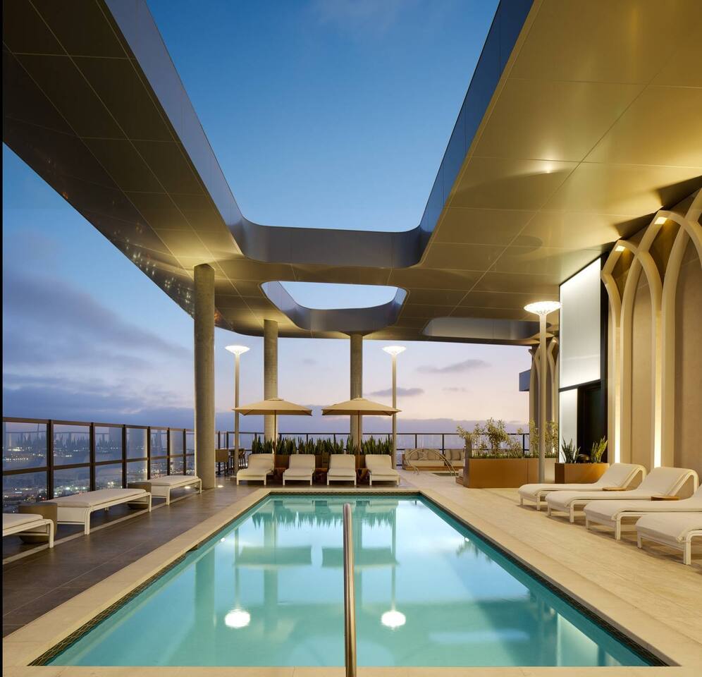 , an Airbnb-friendly apartment in San Diego, CA