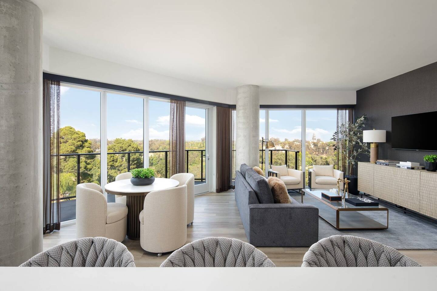 , an Airbnb-friendly apartment in San Diego, CA