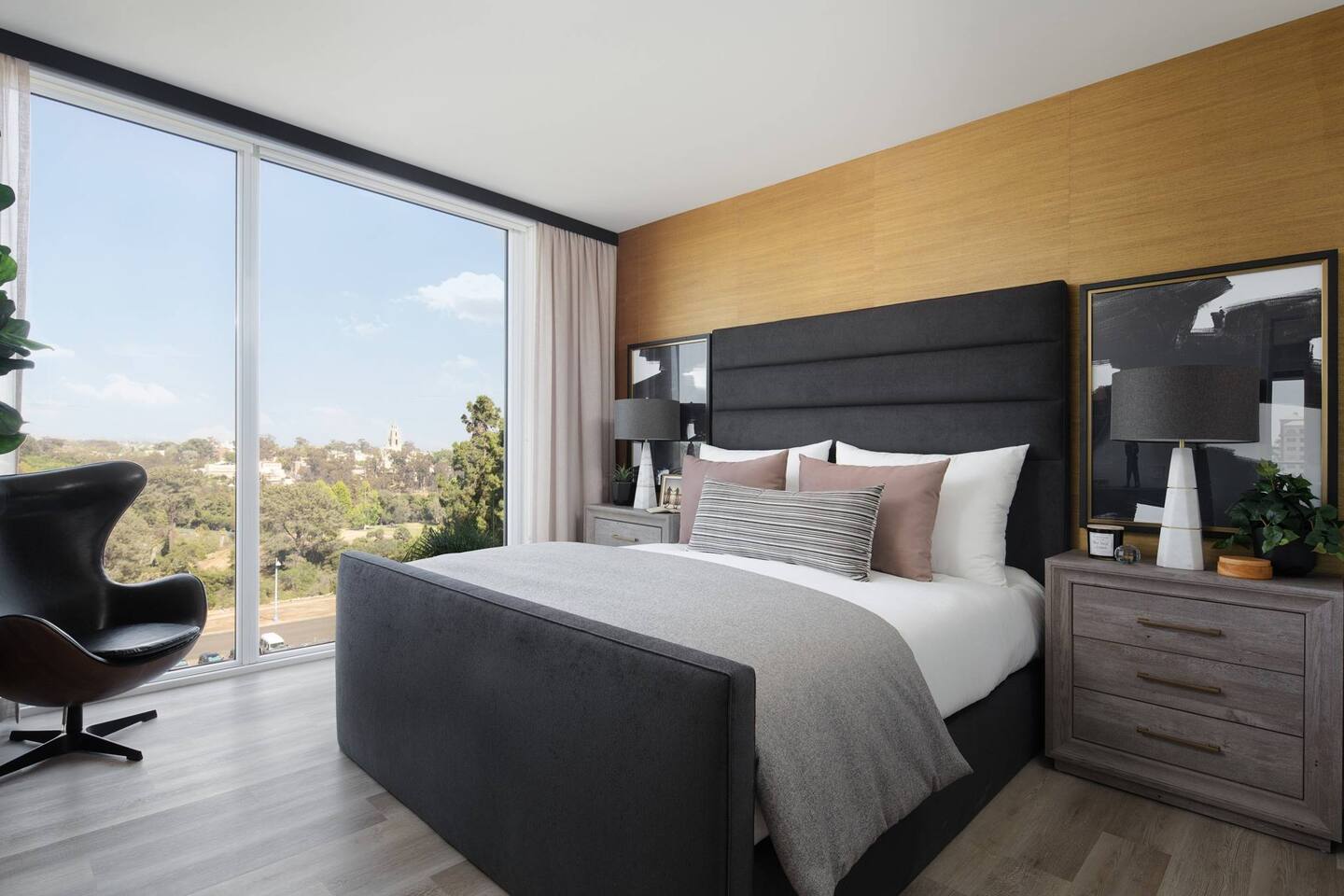 , an Airbnb-friendly apartment in San Diego, CA
