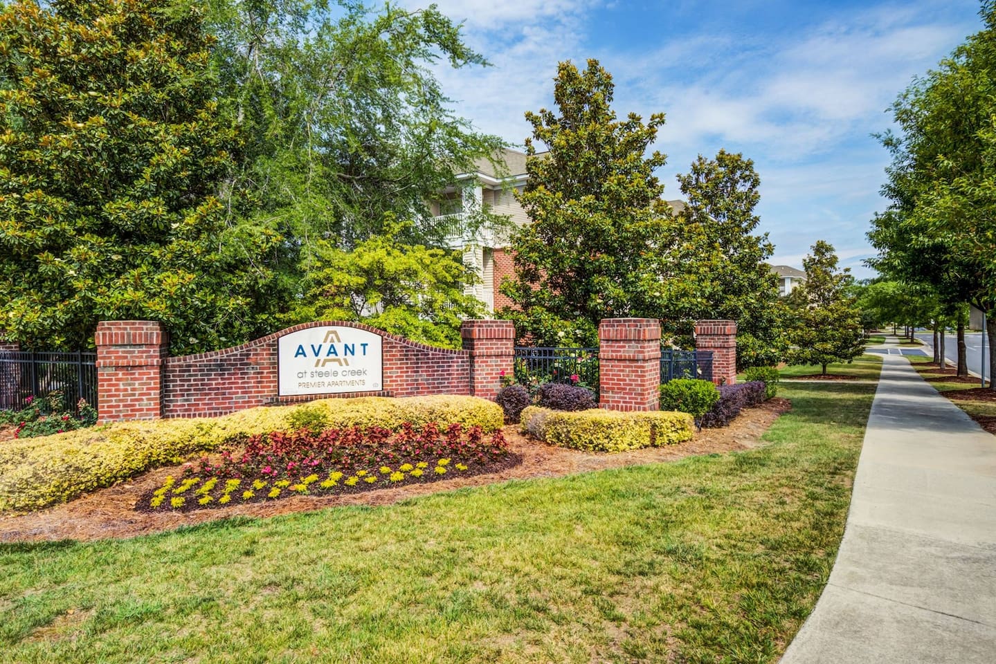 , an Airbnb-friendly apartment in Charlotte, NC
