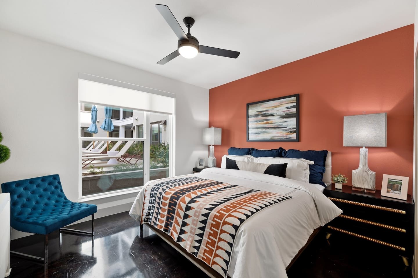 , an Airbnb-friendly apartment in Houston, TX