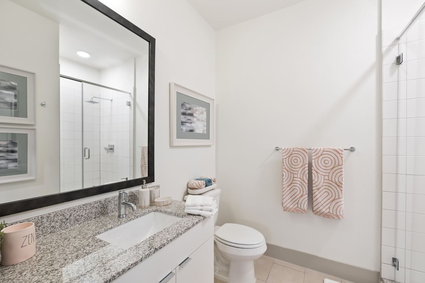 , an Airbnb-friendly apartment in Houston, TX