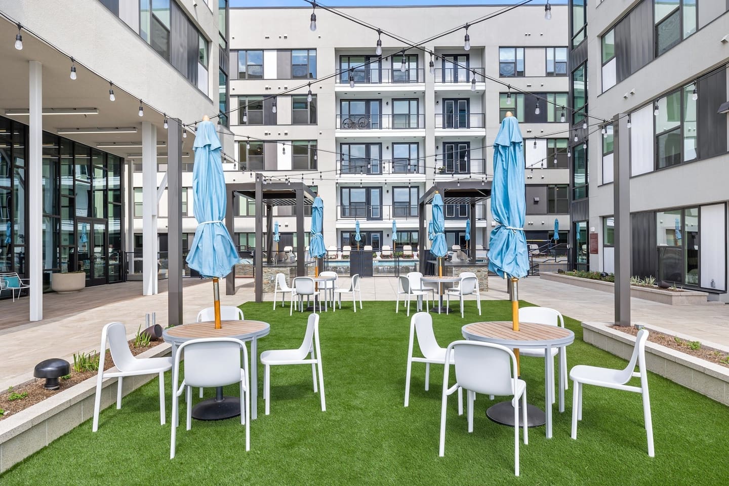 , an Airbnb-friendly apartment in Houston, TX