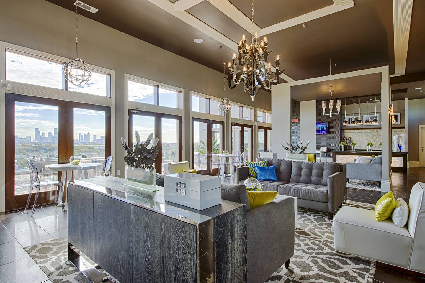 , an Airbnb-friendly apartment in Houston, TX