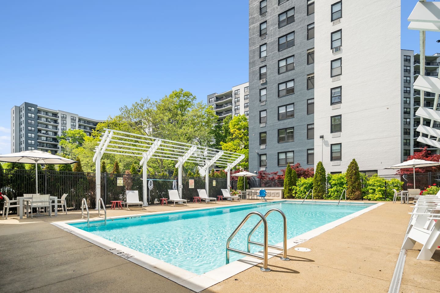 Exterior of Residences on Bedford, an Airbnb-friendly apartment in Stamford, CT