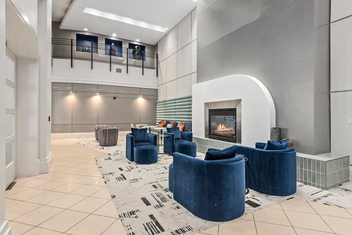 RGVtYW5kUGljdHVyZToyMDI5NzM1OTgy