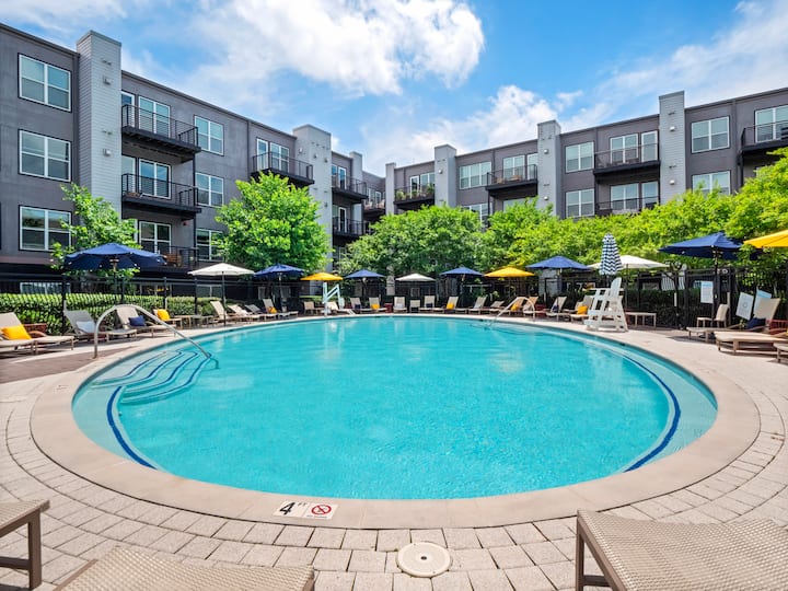 RGVtYW5kUGljdHVyZToyMDI5NzM1ODAy