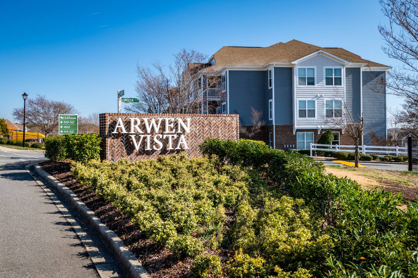 , an Airbnb-friendly apartment in Charlotte, NC