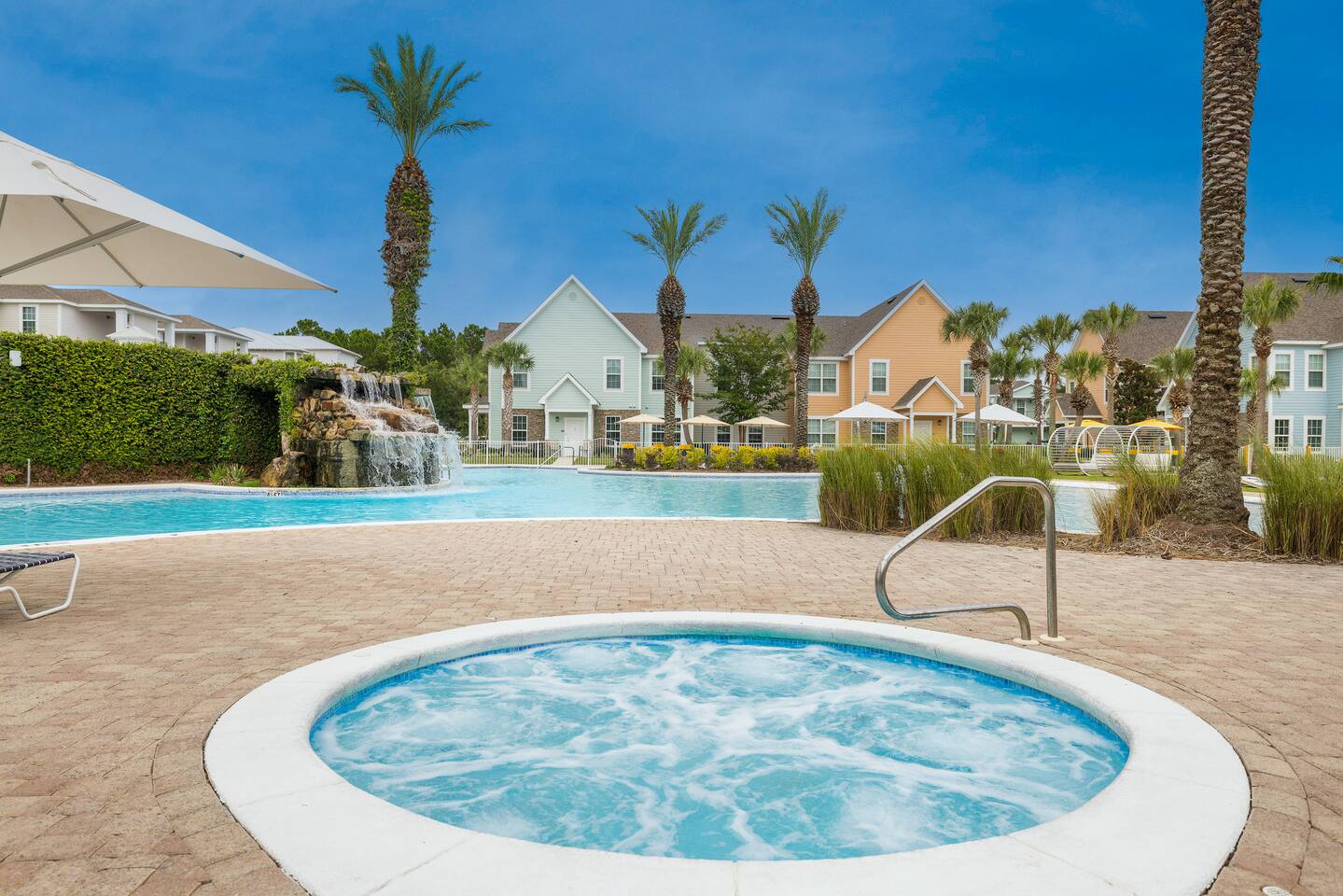 , an Airbnb-friendly apartment in Panama City Beach, FL