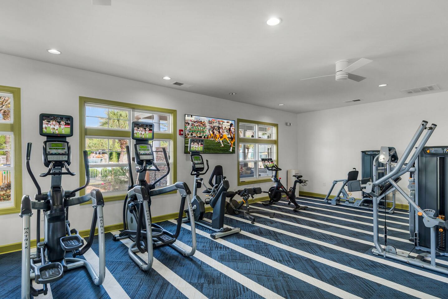 , an Airbnb-friendly apartment in Panama City Beach, FL